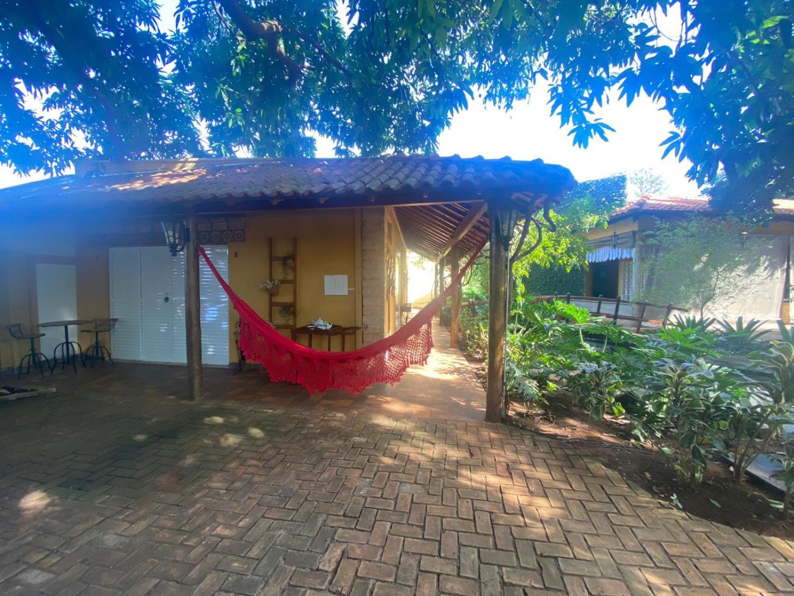 Hotel Pousada Chale Das Flores Sertãozinho Eksteriør bilde